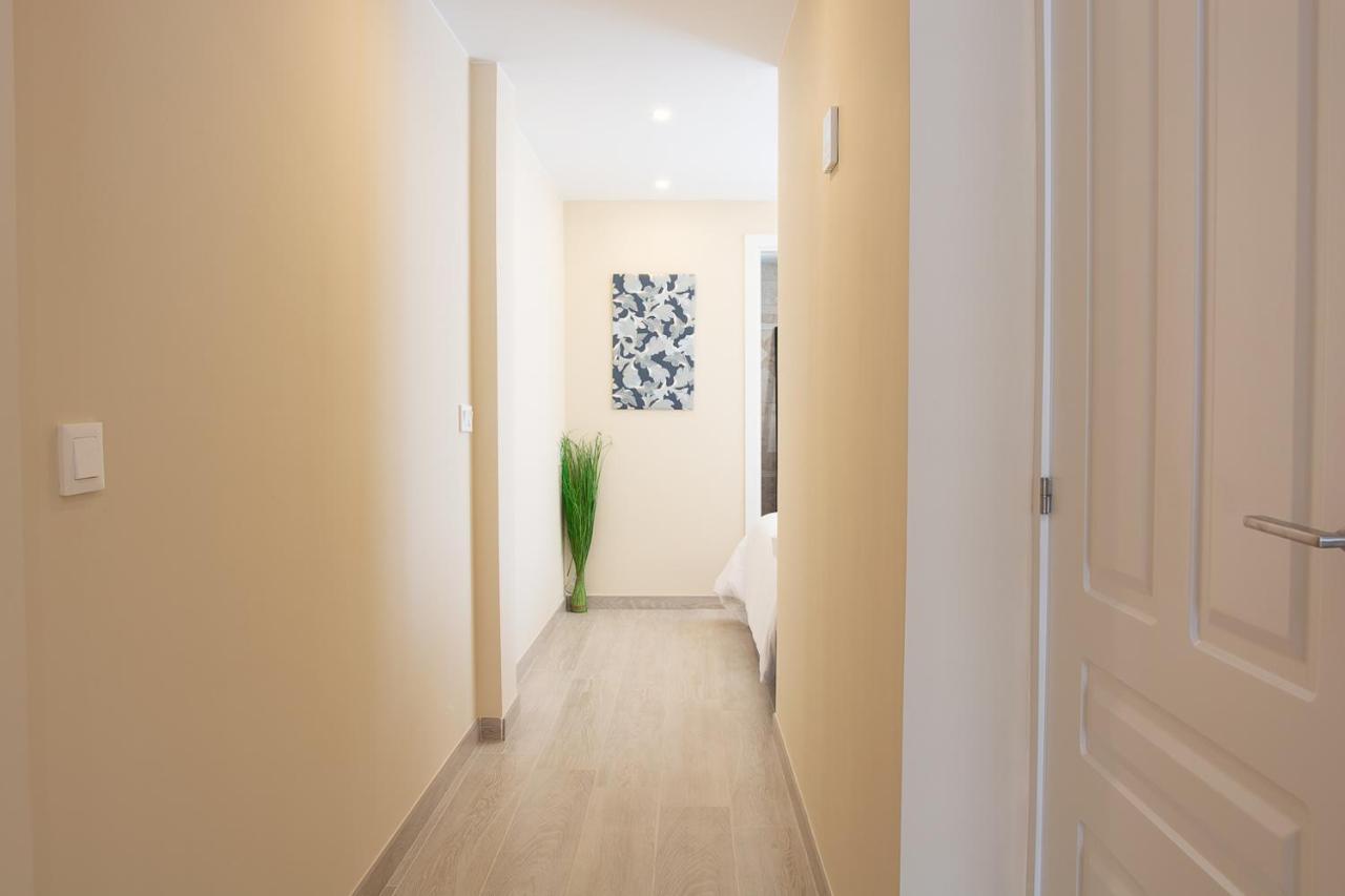 Ap Turist Velazquez Apartment Alicante Bagian luar foto