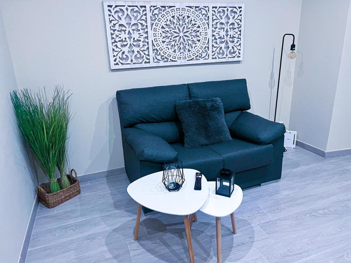 Ap Turist Velazquez Apartment Alicante Bagian luar foto
